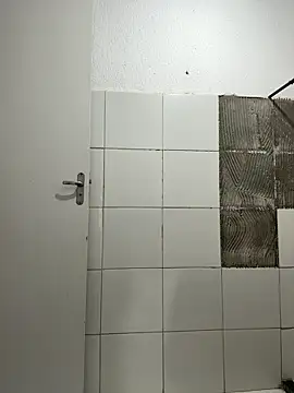 Manu Manu05 online show from April 14, 2026, 7:09 pm