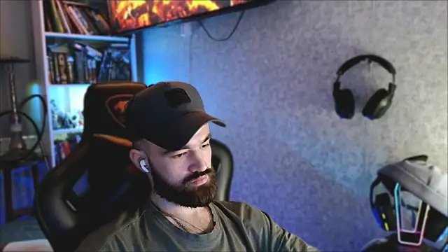  Mostly  online show from April 7, 2026, 10:53 pm