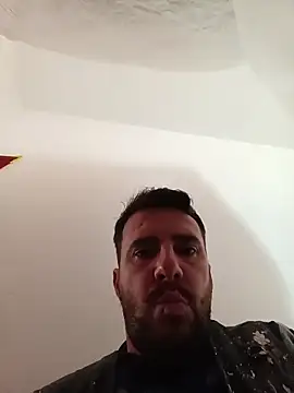 Snapshot of NatanCasad0 chatting on February 14, 2026, 8:33 am NatanCasad0 online show from February 14, 2026, 8:33 am