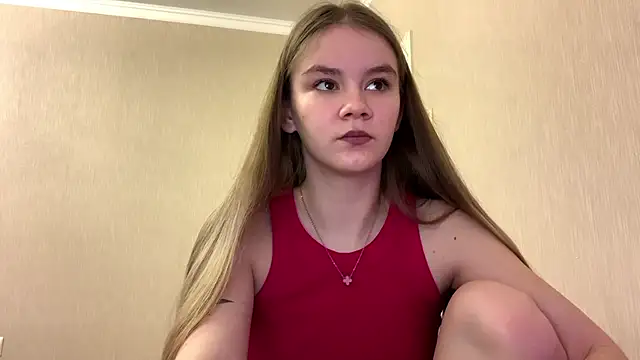 Snapshot of AgnesShy_ chatting on February 18, 2026, 7:15 am AgnesShy online show from February 18, 2026, 7:15 am