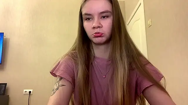 Snapshot of AgnesShy_ chatting on February 24, 2026, 7:28 am AgnesShy online show from February 24, 2026, 7:28 am