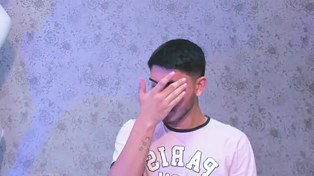 Snapshot of Apolo_Gray chatting on February 11, 2026, 4:28 am Apolo Gray online show from February 11, 2026, 4:28 am