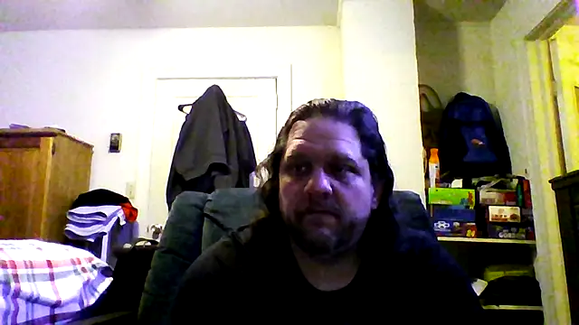 Snapshot of Demon2182 chatting on February 9, 2026, 2:26 am Demon2182 online show from February 9, 2026, 2:26 am