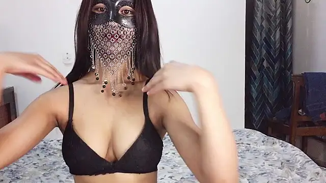 Snapshot of Alina_Teen chatting on April 20, 2026, 7:22 am Alina Teen online show from April 20, 2026, 7:22 am