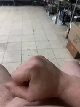 Snapshot of Can3438q chatting on February 21, 2026, 8:32 pm Can3438q online show from February 21, 2026, 8:32 pm