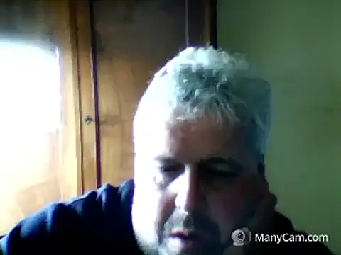 Snapshot of swichcassanesi chatting on February 3, 2026, 1:38 pm swichcassanesi online show from February 3, 2026, 1:38 pm