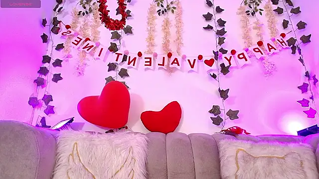 Stephanie Fontaine online show from February 17, 2026, 1:07 pm