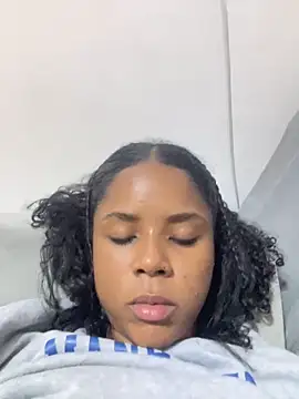 LIA PARKERR online show from February 8, 2026, 10:46 pm