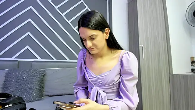Jessica Boyer online show from July 11, 2026, 11:06 pm