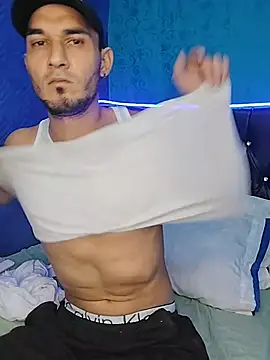 junior men22 online show from February 16, 2026, 12:12 pm