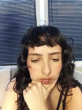 Eva Err online show from February 15, 2026, 9:11 pm