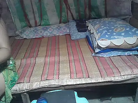 sexymom siovie online show from March 6, 2026, 6:43 am
