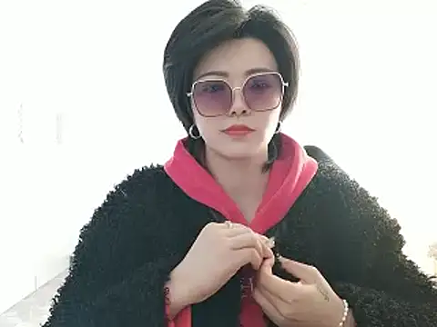 Nikishine online show from February 4, 2026, 3:56 am