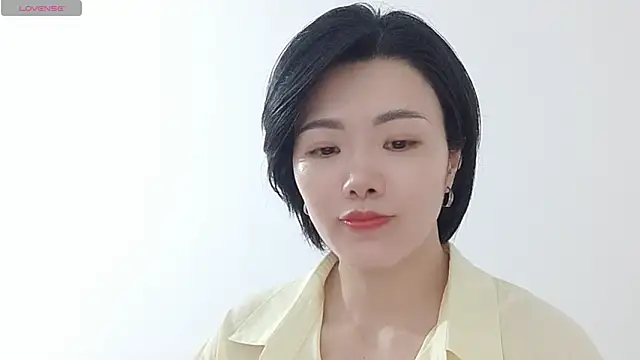 Snapshot of Nikishine chatting on June 9, 2026, 6:47 am Nikishine online show from June 9, 2026, 6:47 am