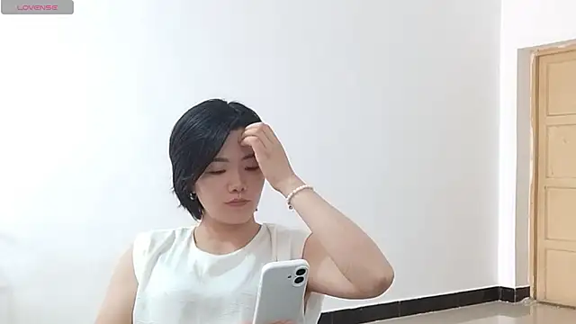 Snapshot of Nikishine chatting on June 28, 2026, 4:40 am Nikishine online show from June 28, 2026, 4:40 am