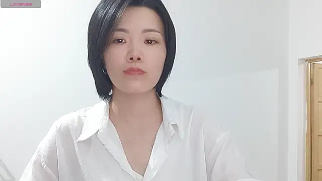 Snapshot of Nikishine chatting on August 4, 2026, 11:35 am Nikishine online show from August 4, 2026, 11:35 am