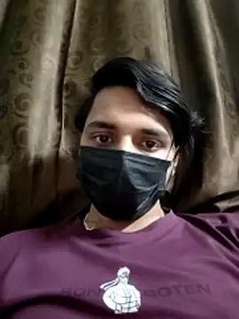 urs daddy420 online show from February 6, 2026, 1:03 pm