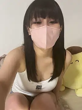 Snapshot of Mitsuki__jp chatting on June 18, 2026, 10:19 am Mitsuki jp online show from June 18, 2026, 10:19 am