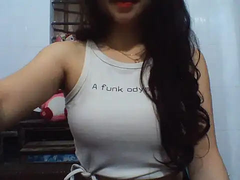 Snapshot of NinaKey chatting on March 27, 2026, 3:12 pm NinaKey online show from March 27, 2026, 3:12 pm