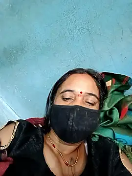 Snapshot of Raamdevi158 chatting on February 13, 2026, 9:33 pm Raamdevi158 online show from February 13, 2026, 9:33 pm