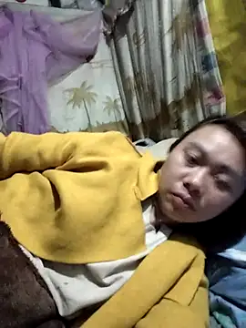 Bella-222 online show from February 19, 2026, 11:45 pm