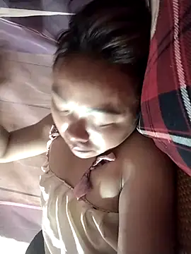 Bella-222 online show from April 6, 2026, 9:16 pm