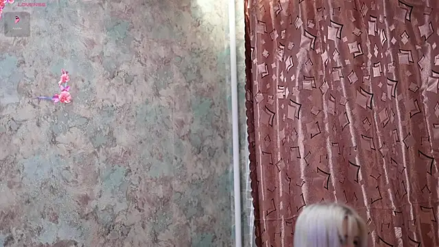 Snapshot of Yunakiss chatting on February 21, 2026, 7:48 pm Yunakiss online show from February 21, 2026, 7:48 pm