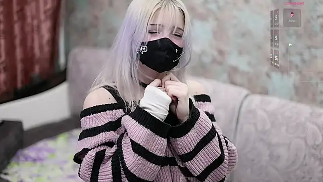 Snapshot of Yunakiss chatting on February 23, 2026, 7:44 pm Yunakiss online show from February 23, 2026, 7:44 pm