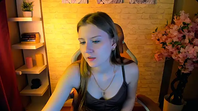 Snapshot of Caroline_Desire_ chatting on February 24, 2026, 7:50 am Caroline Desire online show from February 24, 2026, 7:50 am