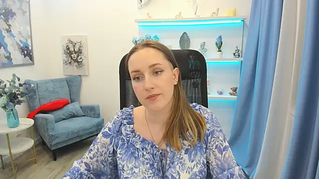 CaseyTerini online show from June 3, 2026, 2:33 pm