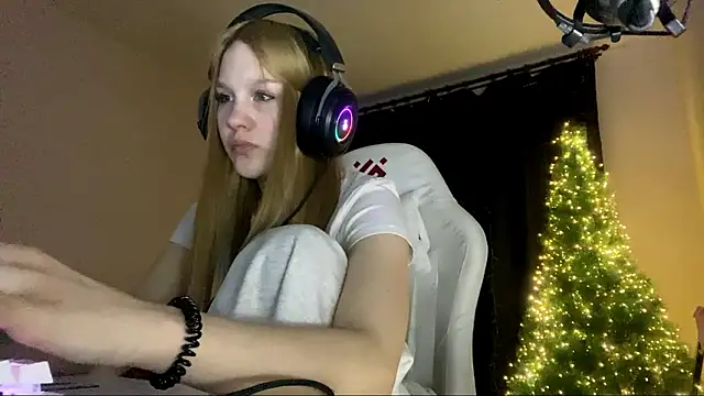 axin burnell online show from February 6, 2026, 5:49 pm