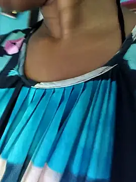 Mahira06 online show from April 18, 2026, 4:16 am