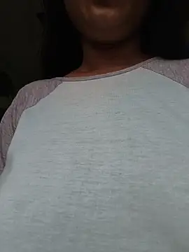 Snapshot of Mahira06 chatting on July 10, 2026, 11:35 am Mahira06 online show from July 10, 2026, 11:35 am