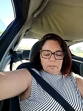 pulpeuse64 online show from April 7, 2026, 7:31 am