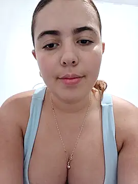 lyss muller online show from February 2, 2026, 3:44 pm