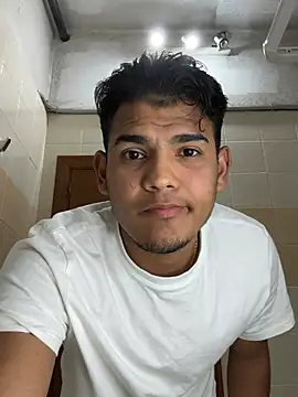 DavShi online show from February 3, 2026, 1:37 am