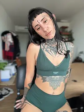 Snapshot of xsadtanas chatting on February 2, 2026, 6:17 pm xsadtanas online show from February 2, 2026, 6:17 pm