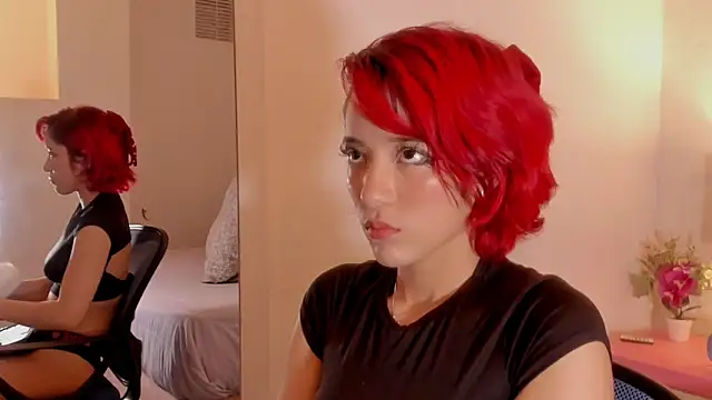 Snapshot of MiaaBlake_ chatting on February 24, 2026, 7:12 pm MiaaBlake online show from February 24, 2026, 7:12 pm