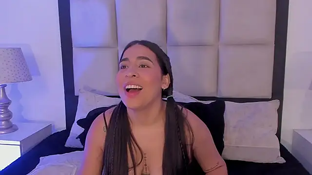 Snapshot of SussyFox chatting on March 2, 2026, 1:18 pm SussyFox online show from March 2, 2026, 1:18 pm