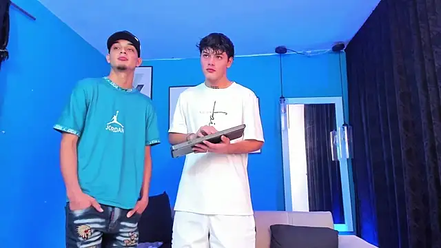 Snapshot of KingOfHeavens_2 chatting on February 15, 2026, 9:00 pm KingOfHeavens 2 online show from February 15, 2026, 9:00 pm