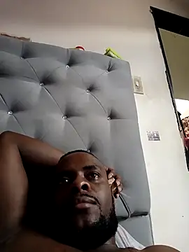 Tuverdugo12 online show from March 30, 2026, 10:11 pm