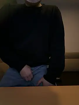 Snapshot of yuuuuusuke00 chatting on February 2, 2026, 1:04 am yuuuuusuke00 online show from February 2, 2026, 1:04 am