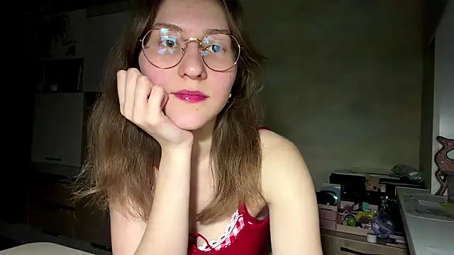 Miaaa Moon online show from April 10, 2026, 6:45 pm