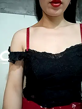Vyvvyy69 online show from May 5, 2026, 1:08 pm