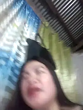 Snapshot of Zyramae_25 chatting on February 28, 2026, 5:14 pm Zyramae 25 online show from February 28, 2026, 5:14 pm