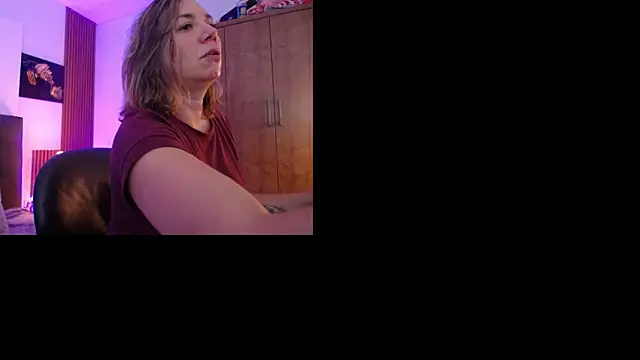 milfsecret69 online show from May 22, 2026, 10:54 am