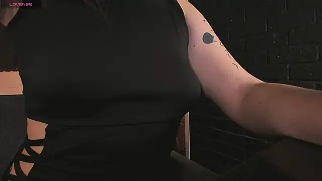 Maykinkya online show from February 7, 2026, 1:59 pm