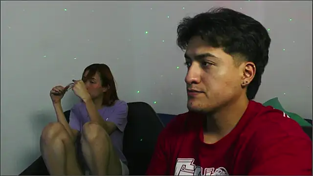 Snapshot of RoseSinsDonViktor chatting on February 23, 2026, 7:33 pm RoseSinsDonViktor online show from February 23, 2026, 7:33 pm