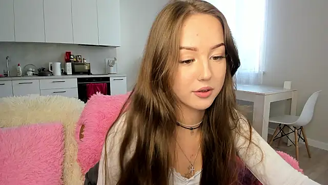 Snapshot of G0od_girl chatting on February 25, 2026, 8:35 am G0od girl online show from February 25, 2026, 8:35 am