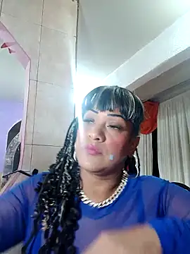 Snapshot of SabrinaColin chatting on February 5, 2026, 2:27 am SabrinaColin online show from February 5, 2026, 2:27 am